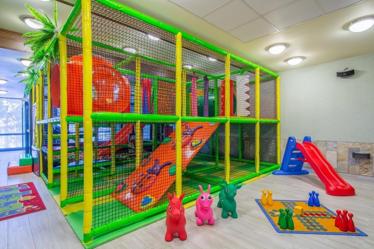 Aplend Wellness Hotel Borovica Štrbské Pleso Buitenkant foto