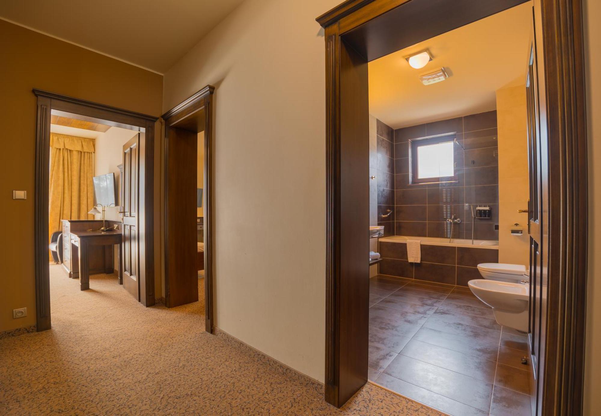 Aplend Wellness Hotel Borovica Štrbské Pleso Buitenkant foto