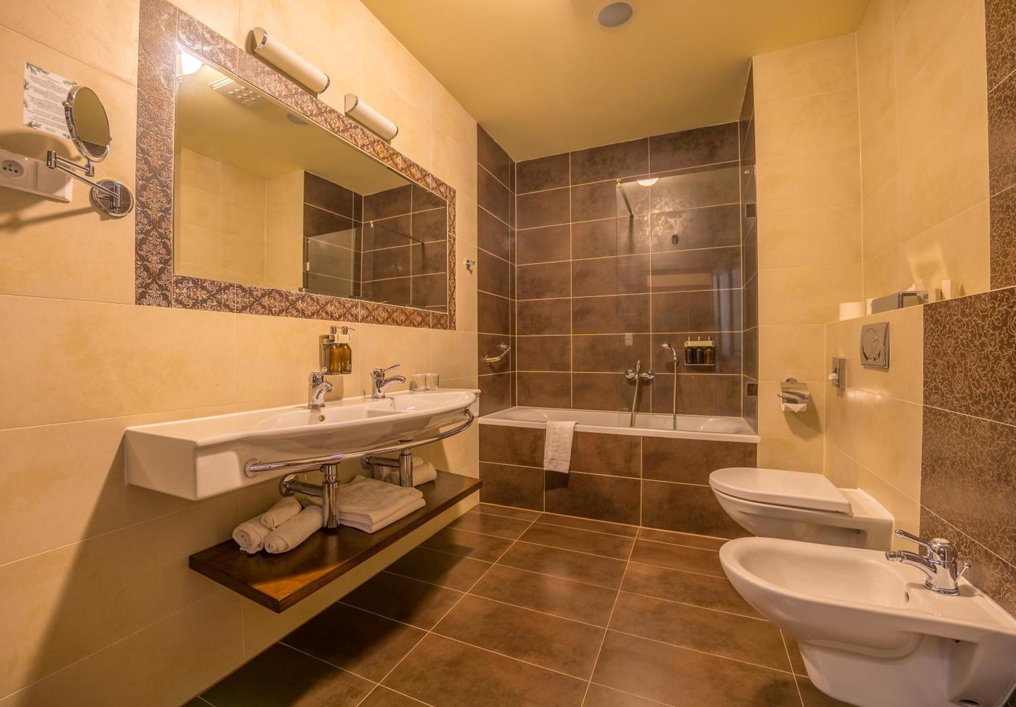 Aplend Wellness Hotel Borovica Štrbské Pleso Buitenkant foto