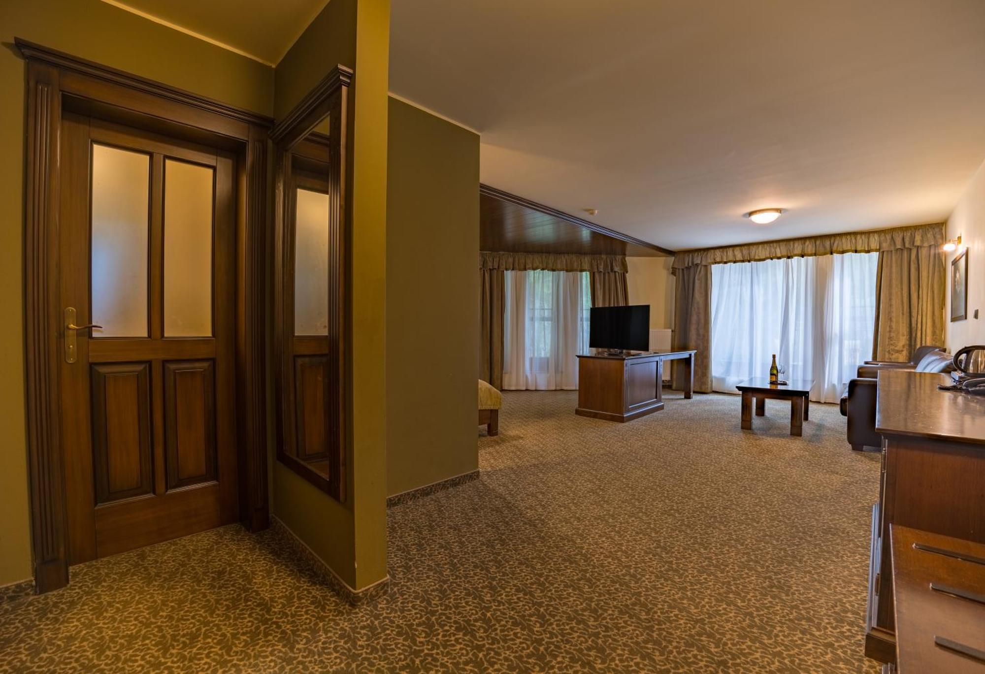 Aplend Wellness Hotel Borovica Štrbské Pleso Buitenkant foto