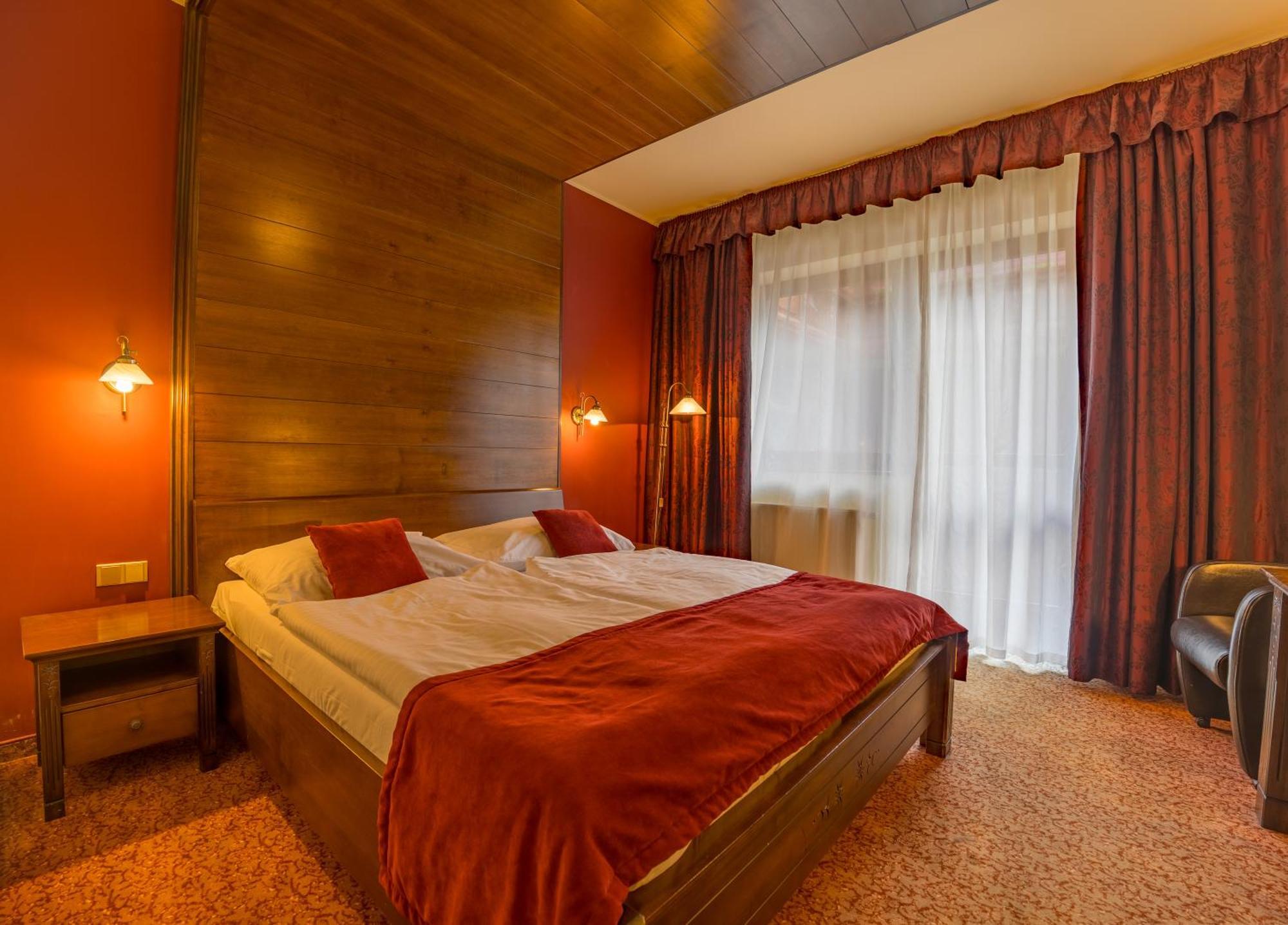 Aplend Wellness Hotel Borovica Štrbské Pleso Buitenkant foto